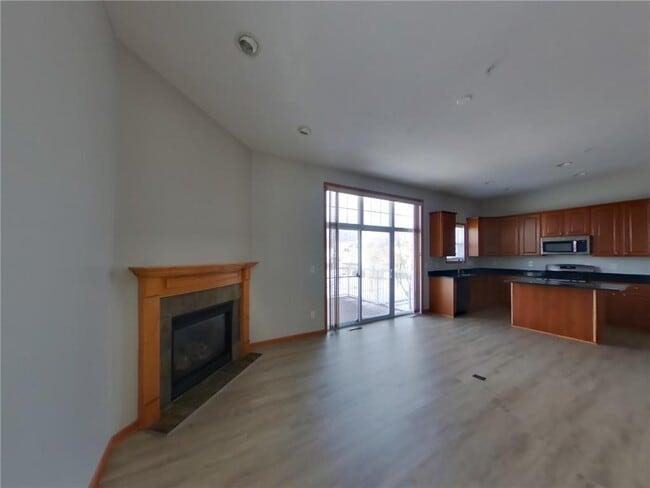 Photo - 1627 Fox Hunt Way