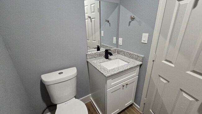 Photo - 1012 Ann St