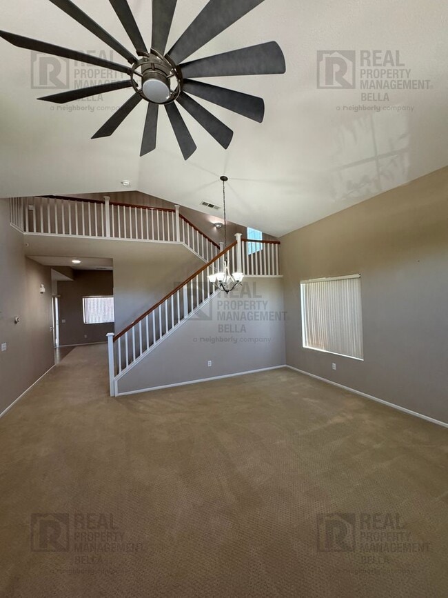 Photo - 756 Conlon Dr