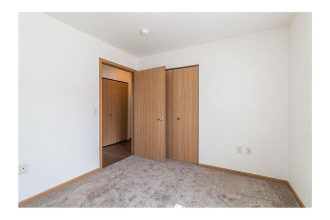 4300 McKenzie Dr SE Unit 304
