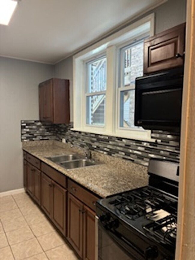 Photo - 10625 S Calumet Ave Unit 1