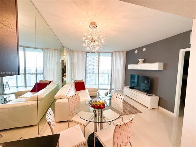 Photo - 495 Brickell Ave