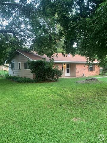 Building Photo - 4503 3rd St Rental