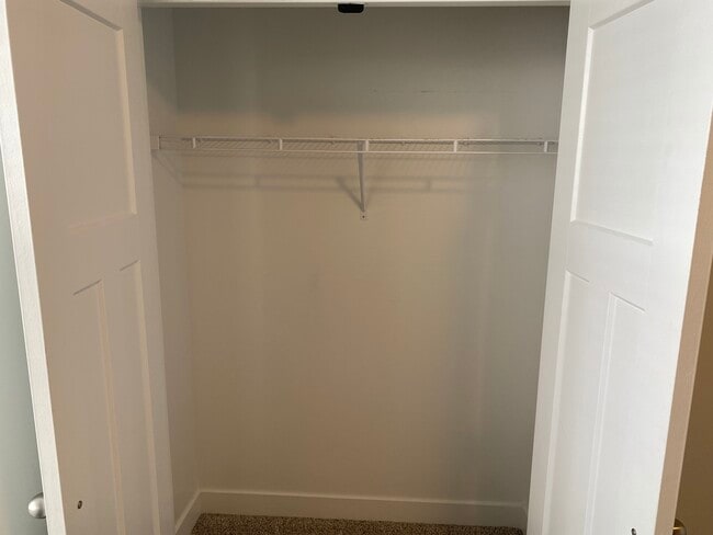 Photo - FAROOQUI D-202