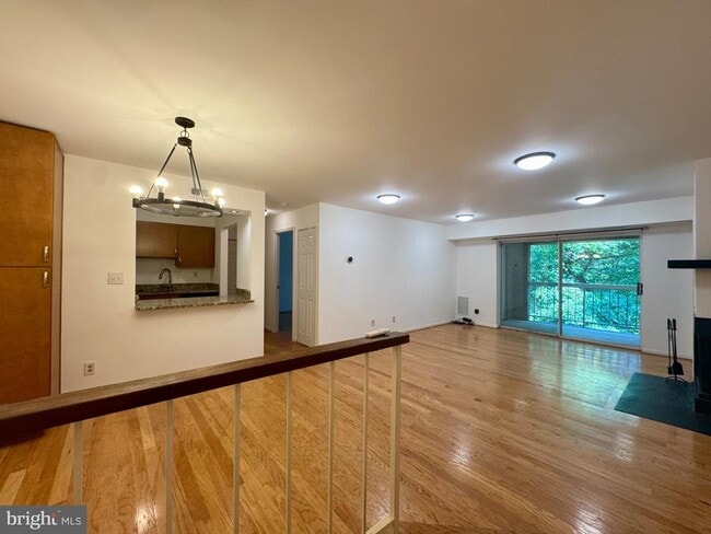 Photo - 5932 Cove Landing Rd Unit 302D