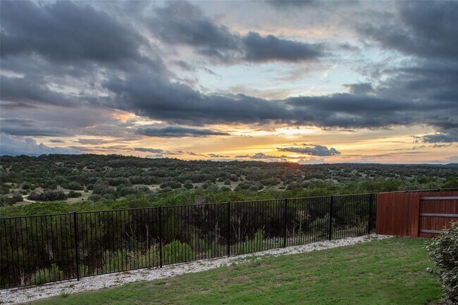 Photo - 6808 Cliff Rose Dr