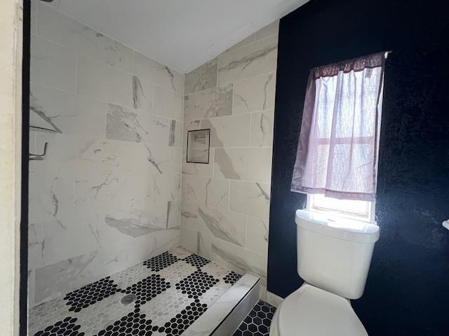 Photo - 230 Cody Ln