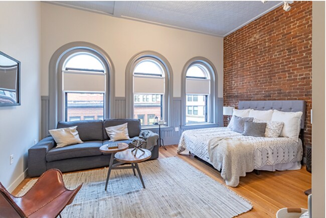 Photo - 145 Munroe St Unit 403