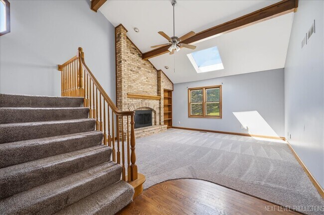Photo - 13 Saddlewood Ct