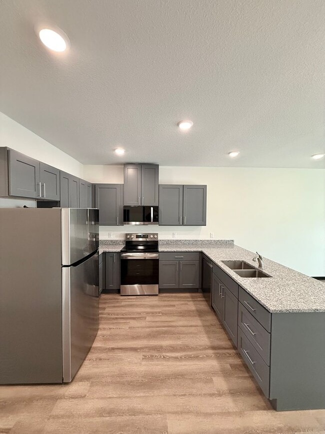 Photo - Liberty Villas Bldg. 02