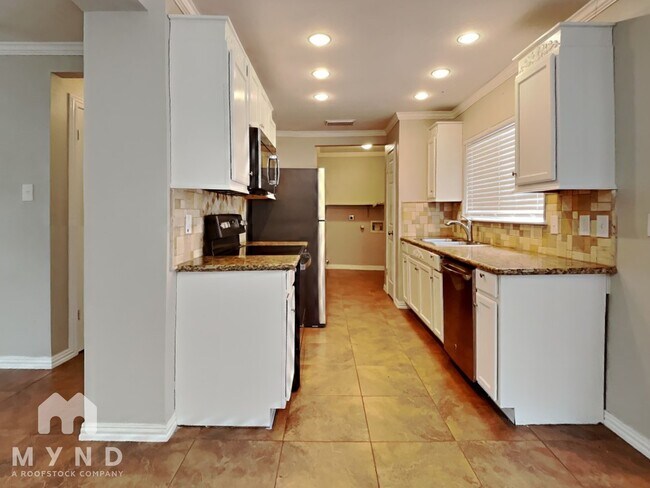 Photo - 3511 Candlehead Ln