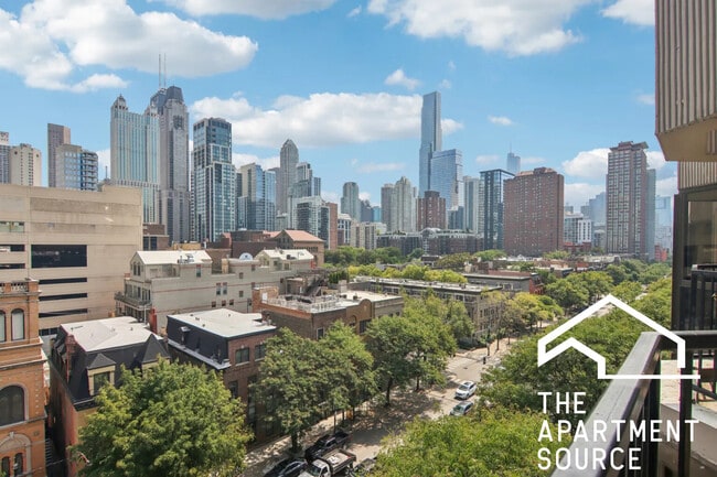 Photo - 1000 N La Salle Dr Unit 207