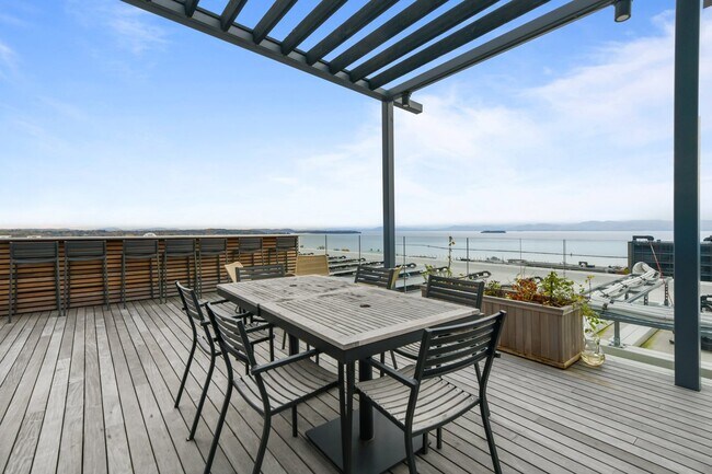 Photo - 77 Residences