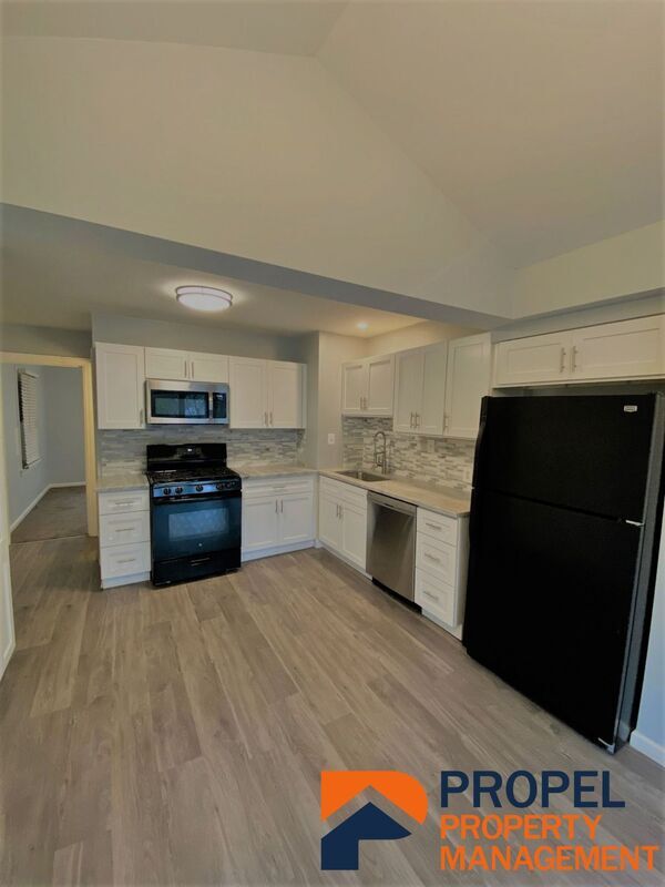 Photo - 3345 Edgewood Dr