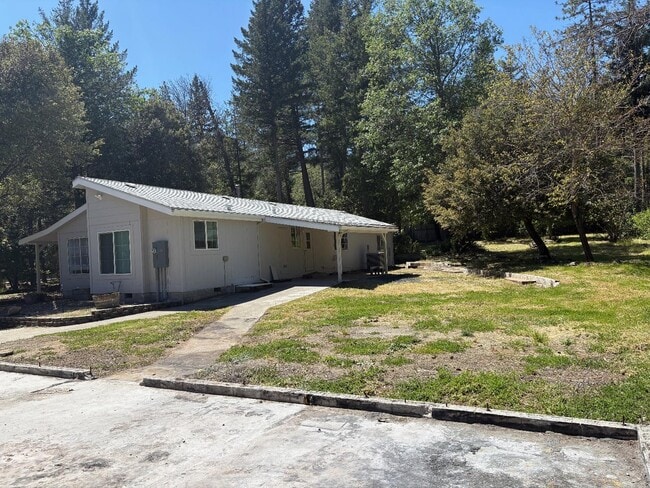 Photo - 399 Senger Rd