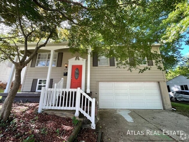 Building Photo - 18904 E Arrowhead Dr Rental