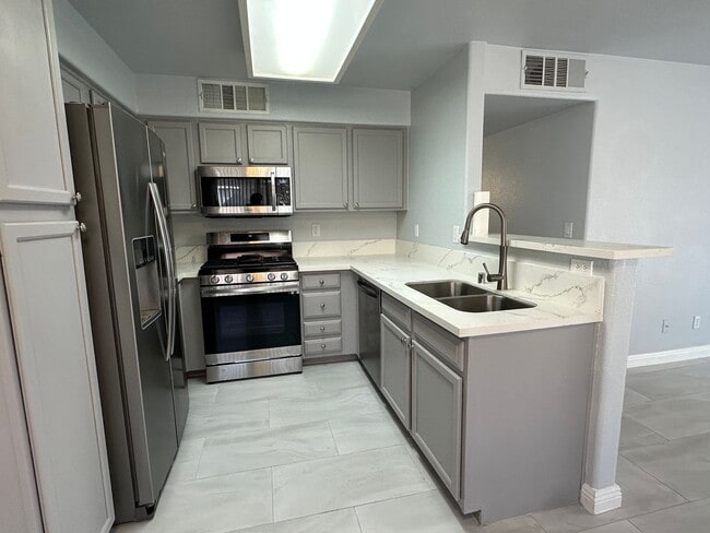 Photo - Las Vegas 2 bedroom condo for rent.