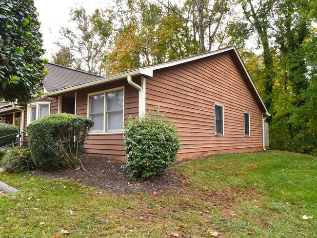 Photo - 3 bedrooms, 2 bath one level town-home wit...
