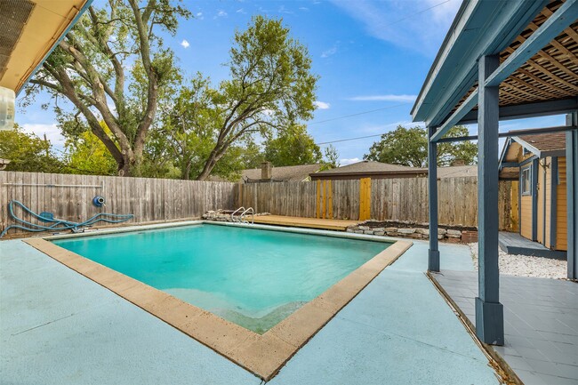 Photo - 9806 Sagebark Dr