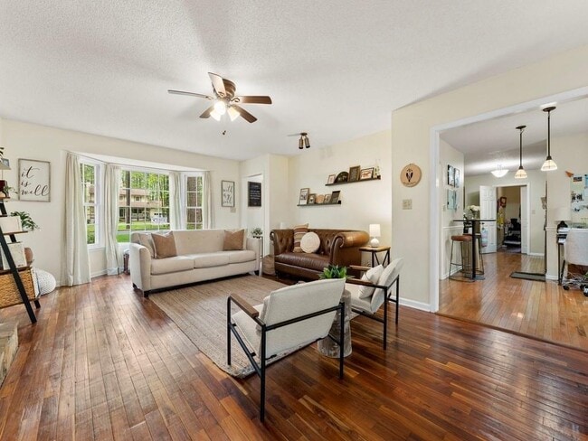 Photo - 170 Arrowood Ln