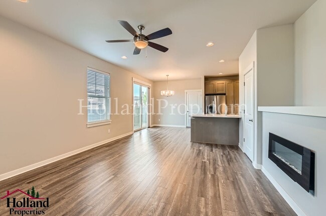 Photo - 5205 SE Davis Rd