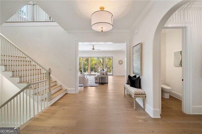 Photo - 1068 Moores Mill Rd NW