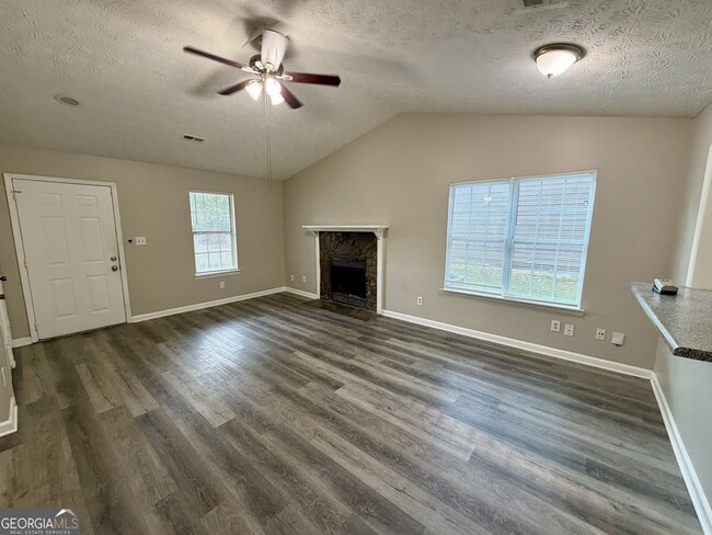 105 Fruitwood Trce