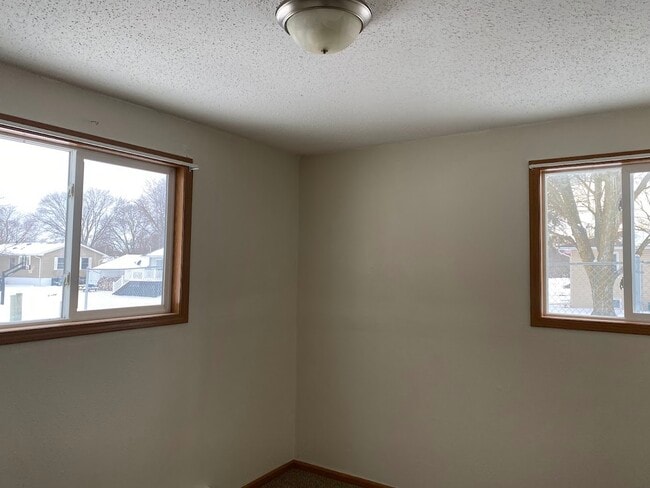 Photo - 310 Vinton Ave