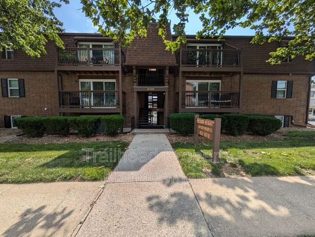 Building Photo - 5801 Woodson Dr Rental