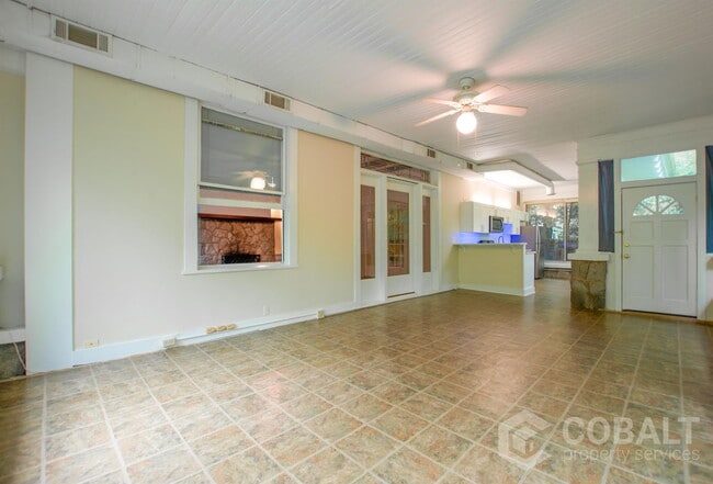 Photo - 867 Rosedale Rd NE Unit 1