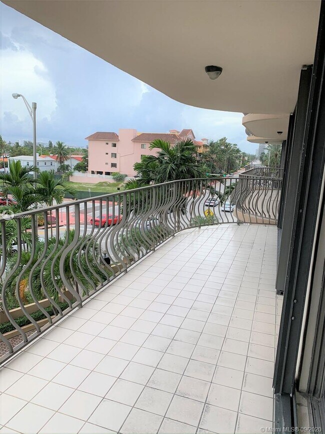 Photo - 8777 Collins Ave Unit 307