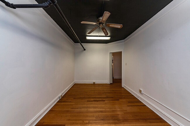 Photo - 5704 S Harper Ave Unidad 101