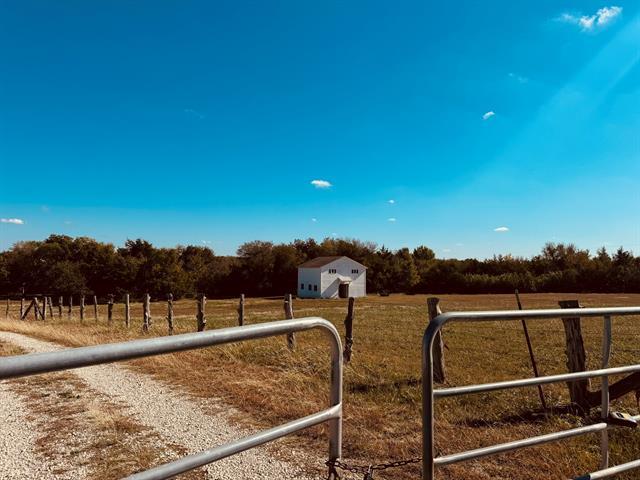 Photo - 497 County Rd 4642