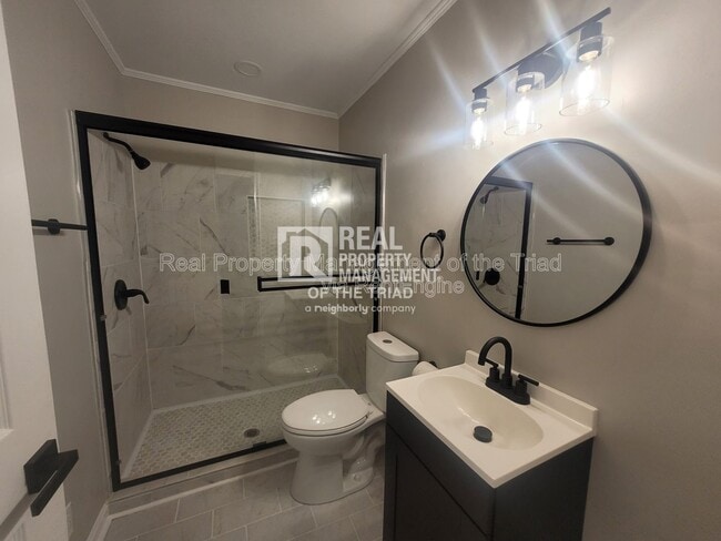 Photo - 593 Kinard Dr NE