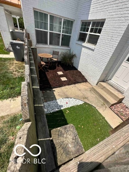 Photo - 46 E Palmer St