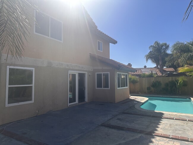Photo - 581 Gladiola St