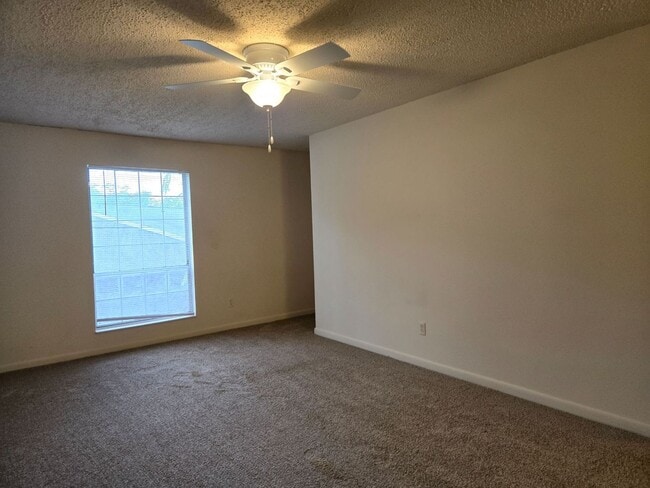 Photo - Spacious 1 Bedroom, 1.5 Bath Townhouse – M... Unit 243D