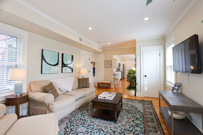 Building Photo - 247 Savin Hill Ave Rental