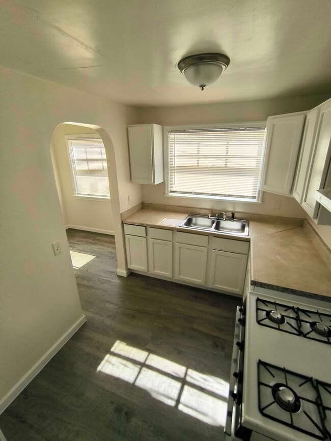 223 Wilson Ave