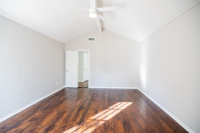 Photo - 13314 Ravensway Dr