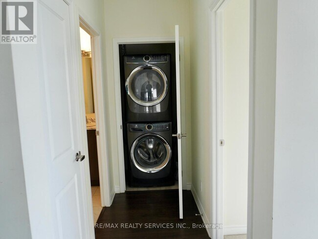 Photo - 200 Lagerfeld Dr Unit 512