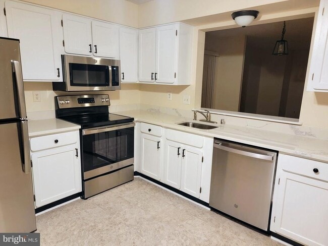 Photo - 20573 Summersong Ln