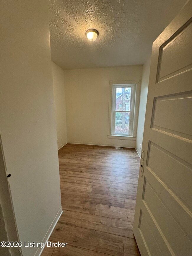 Photo - 3860 Southern Pkwy