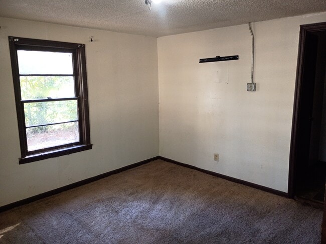 Photo - 304 Wells Ave