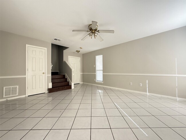 Photo - 2524 Chamberlain St