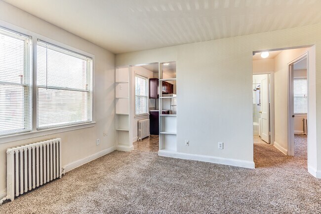 Photo - 3320 11th Pl SE Unidad 201