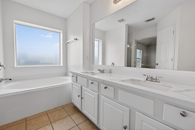 Photo - 20506 Fairworth Pl Ln