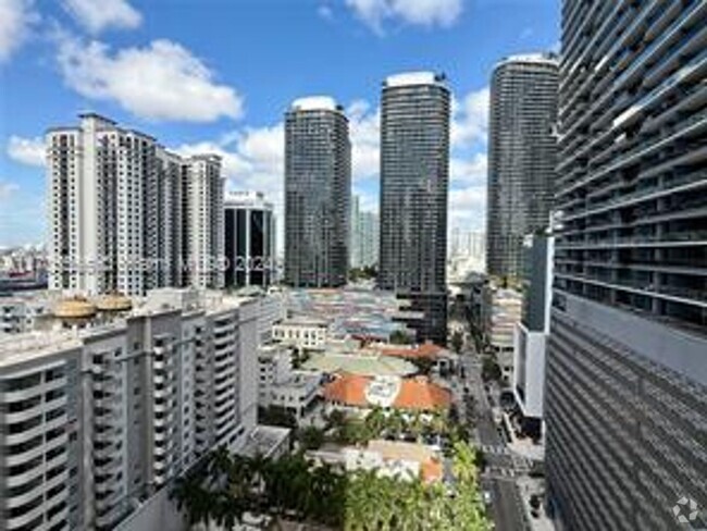 Building Photo - 1100 S Miami Ave Unit 1100 S Miami Ave # 19-10 Rental