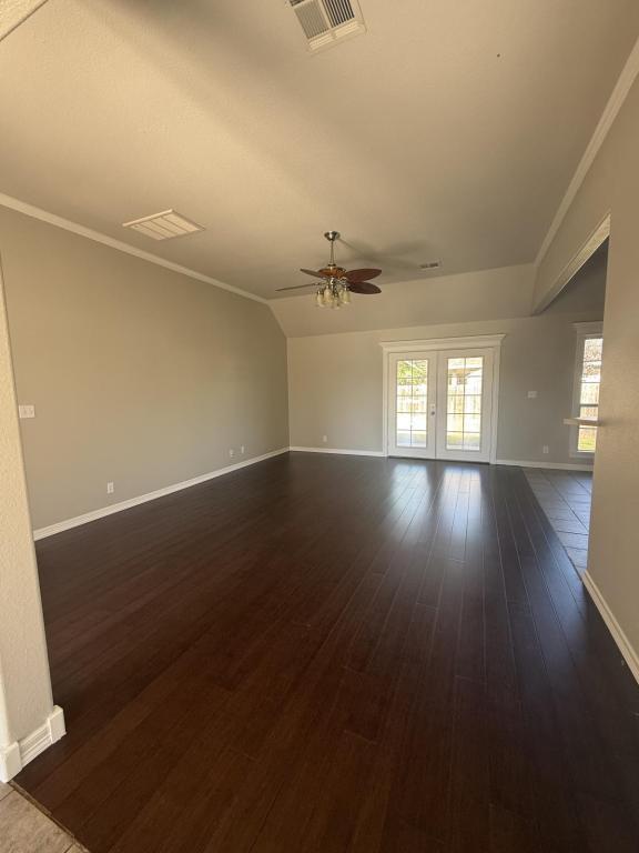 Photo - 2404 Pheasant Dr