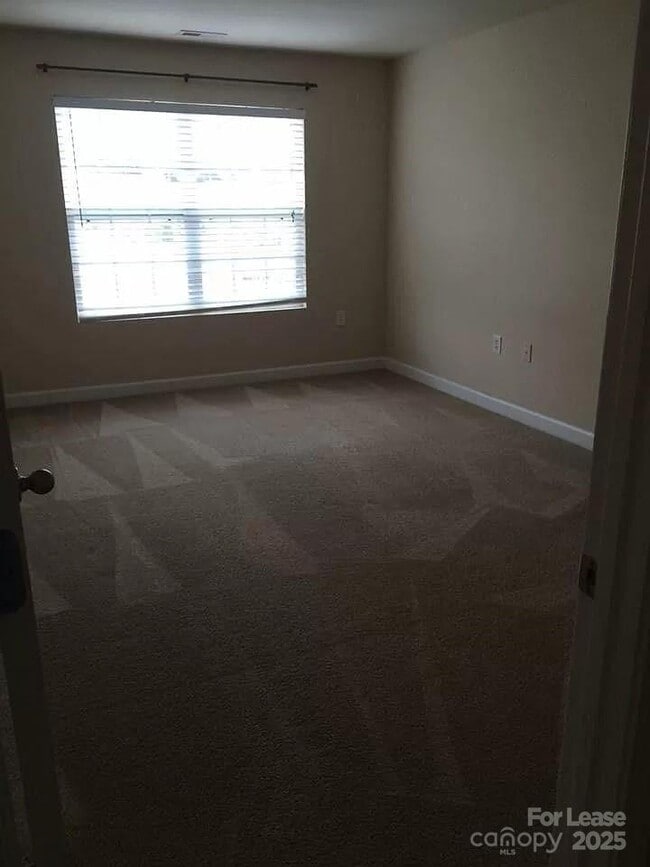 Photo - 345 Sandy Spring Ln